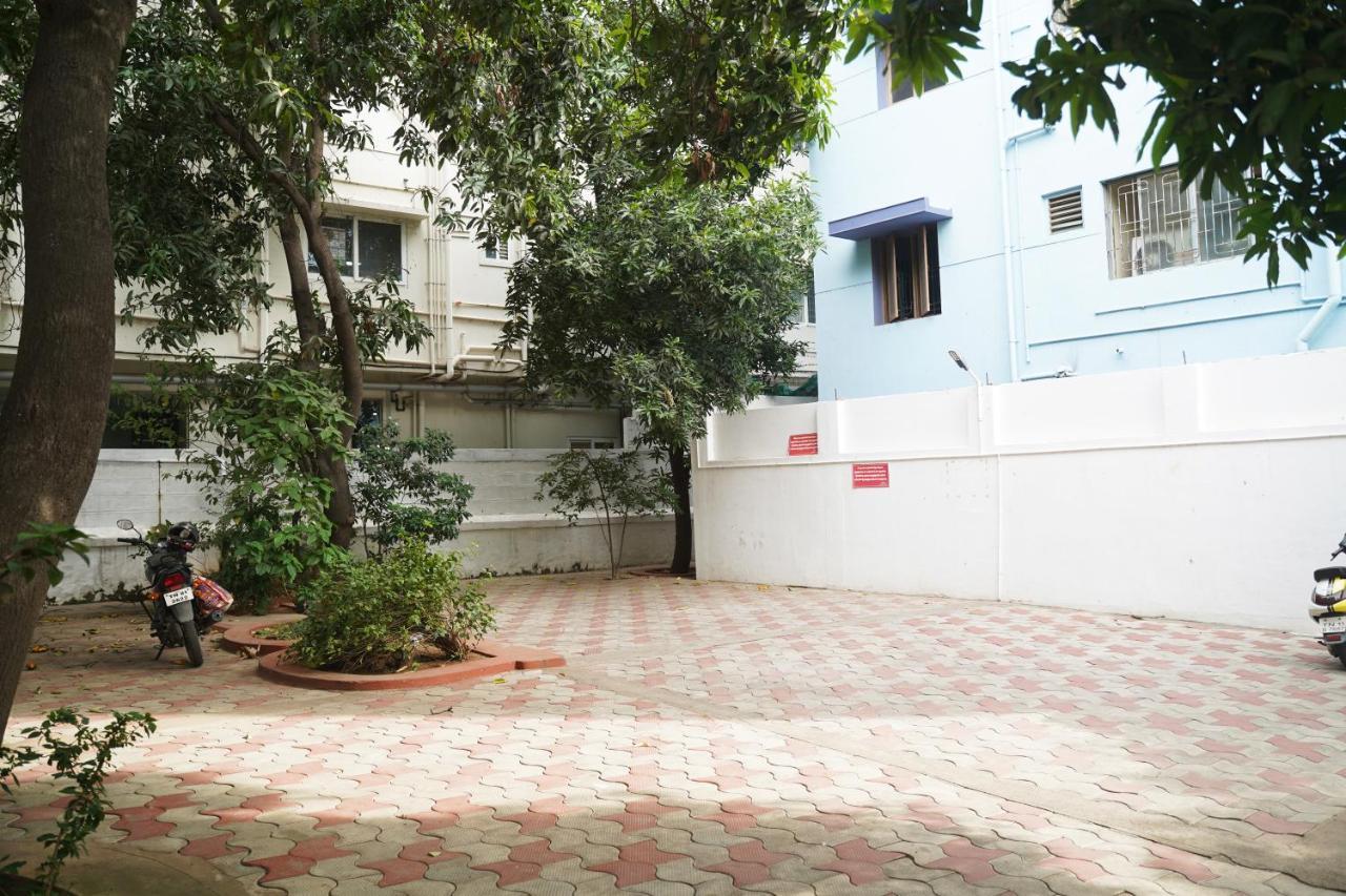 Sowmya Lodge Tiruchirappalli Exterior foto